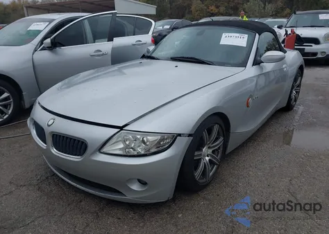 2004 BMW Z4 2.5I z USA, uszkodzony, nr VIN 4USBT33584LR67978